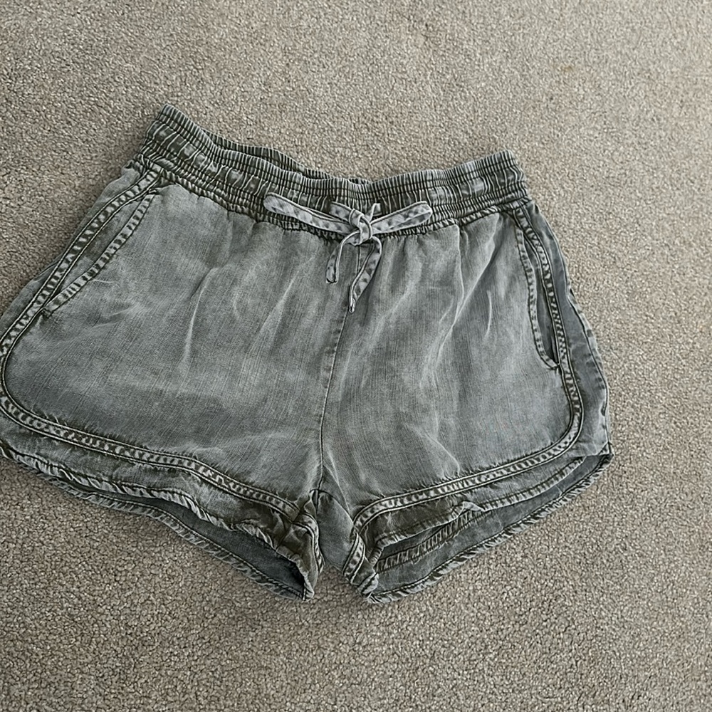Dry goods shorts